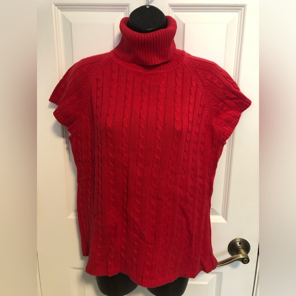 NWT  Crystal Kobe women’s XL short sleeve red cable knit turtleneck sweater.